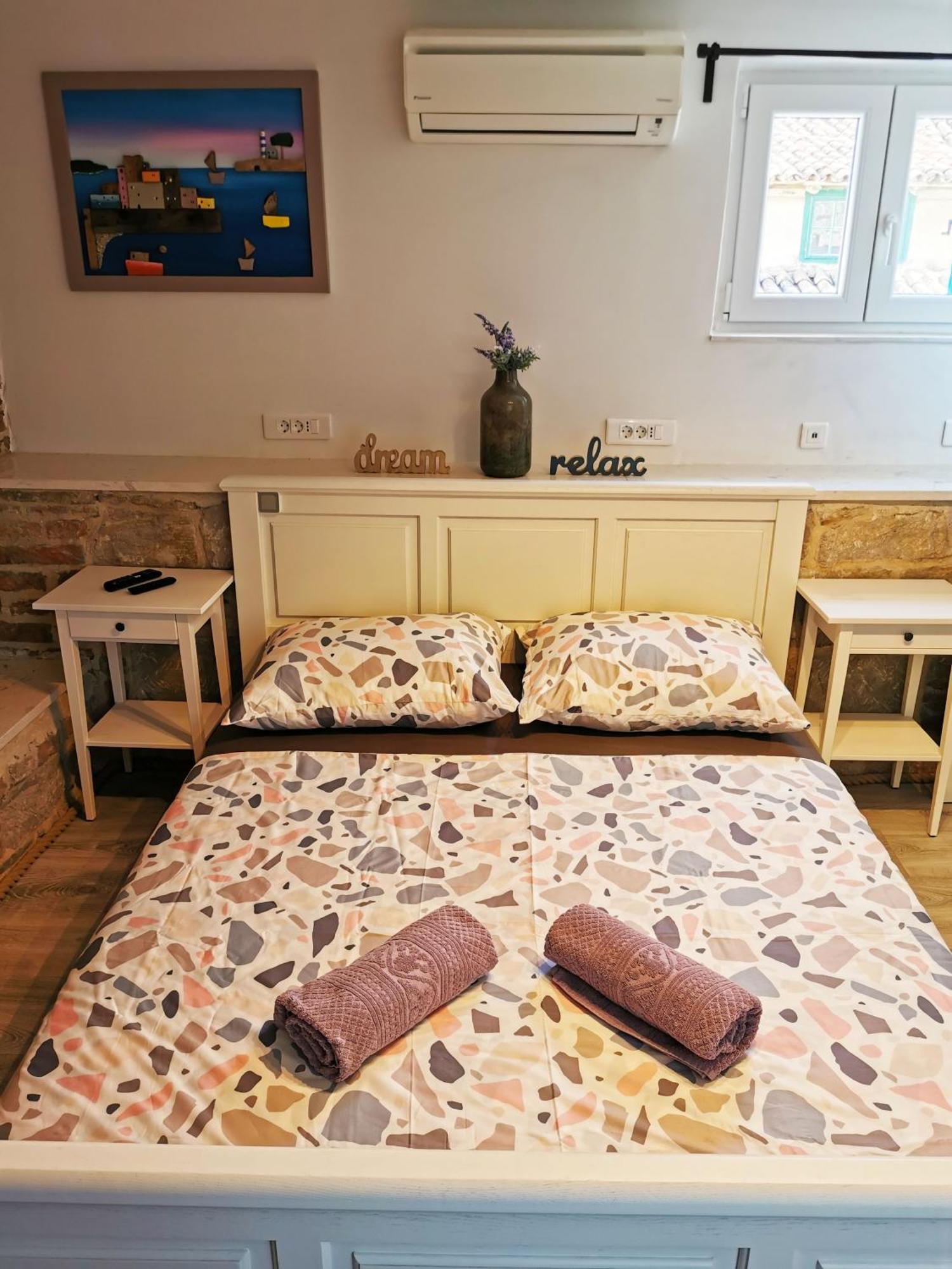 Croparadise Hostel Split Eksteriør billede