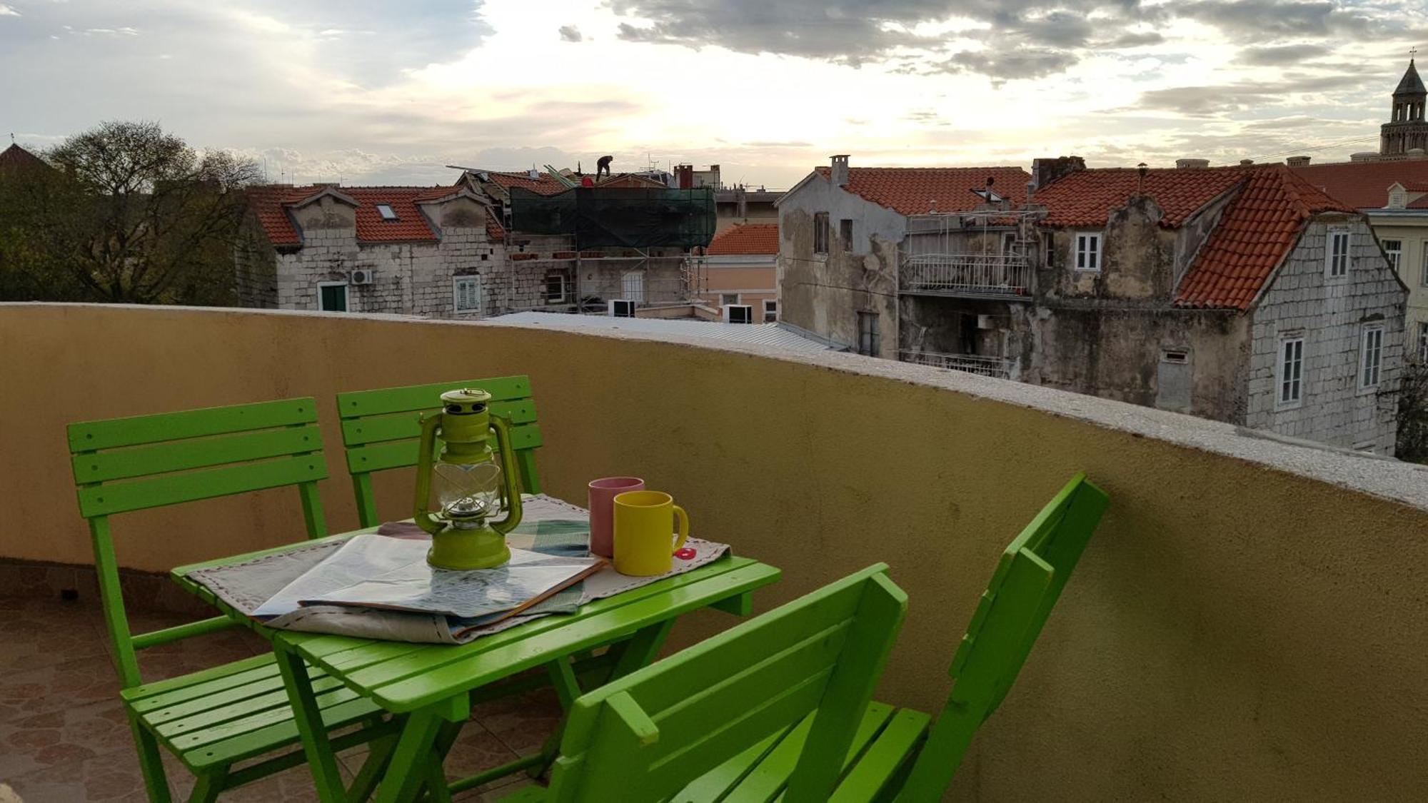 Croparadise Hostel Split Eksteriør billede