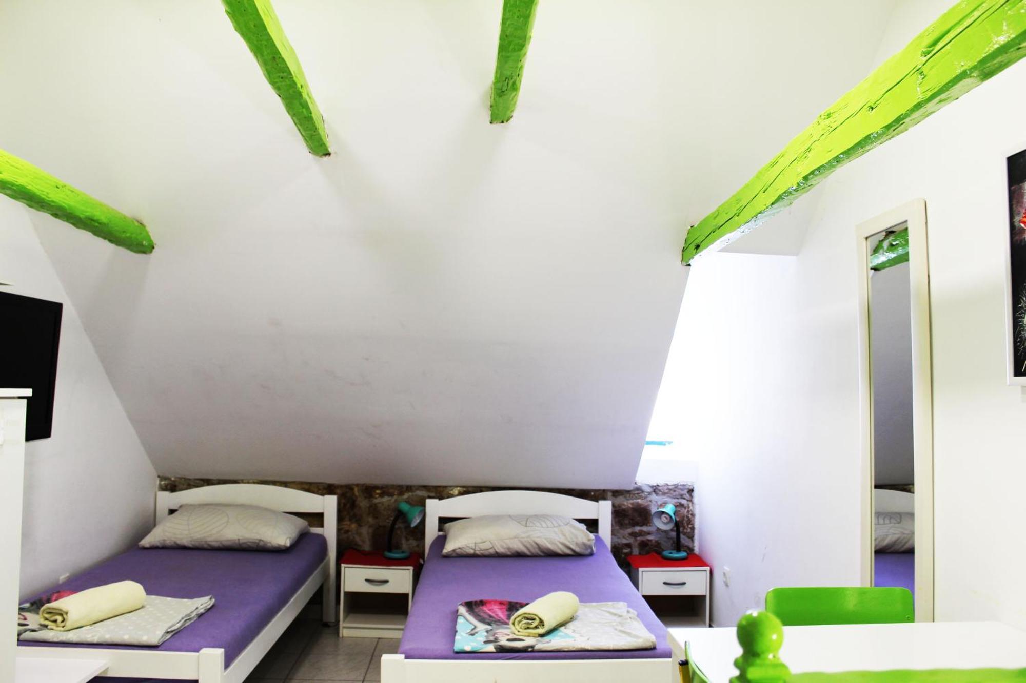 Croparadise Hostel Split Eksteriør billede