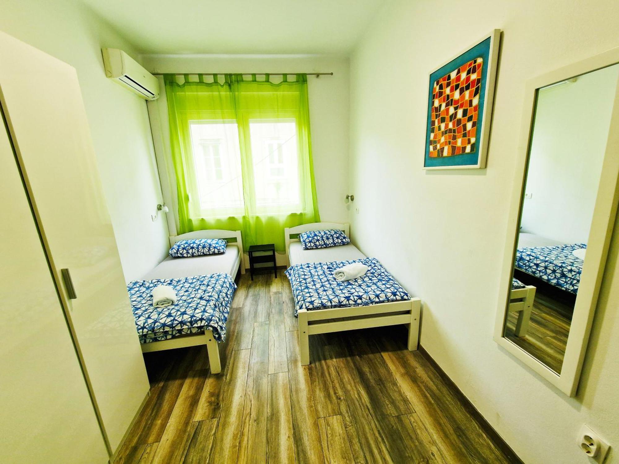 Croparadise Hostel Split Eksteriør billede